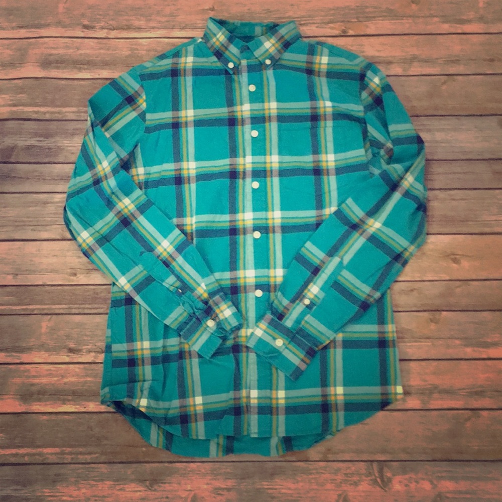 Men’s old navy dress shirt